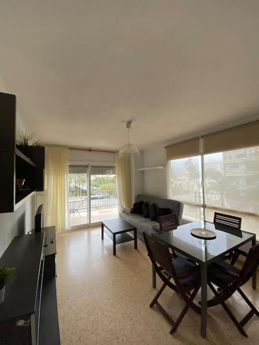 贝尼卡西姆Apartamento En Benicasim Con Piscina公寓 外观 照片